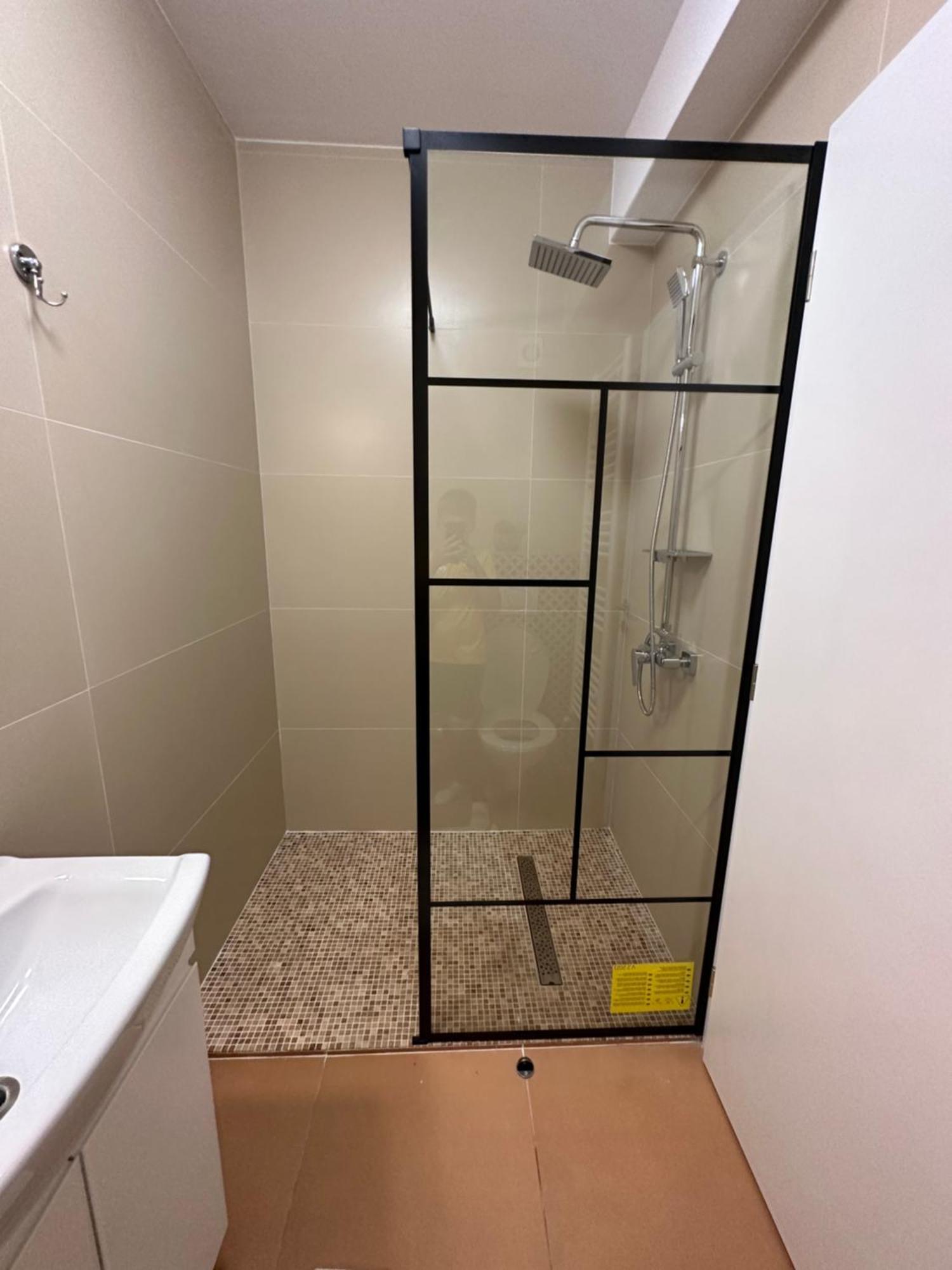 גורה הומורולווי Apartamente Arinis מראה חיצוני תמונה